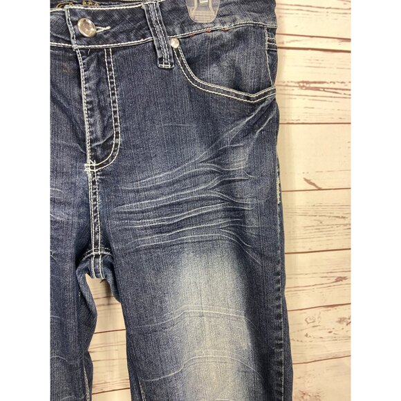 Womens Royalty Embellished Pocket Capri Jeans Size 22W Distressed Denim Mid Rise - Picture 6 of 10
